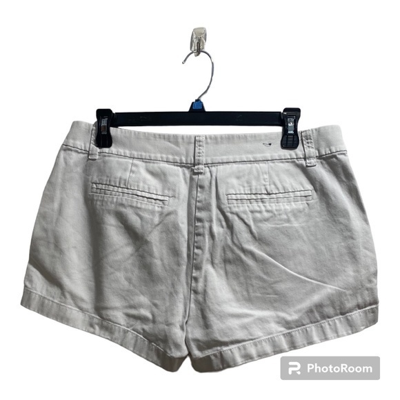 J. Crew women’s White Shorts Size 8 - Picture 2 of 3